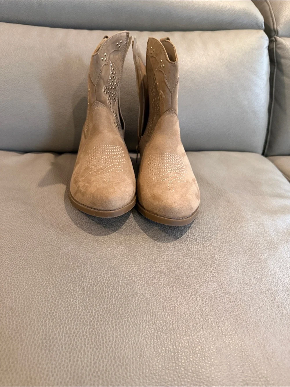 art class Taupe Suede Studded Western Ankle Boots for Kids
